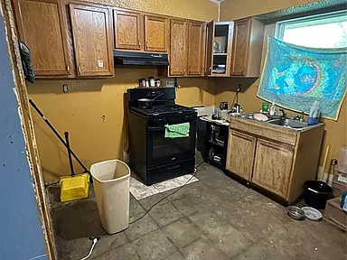 2e6d7661c17ac017272886adfde7bb7d-cc_ft_384