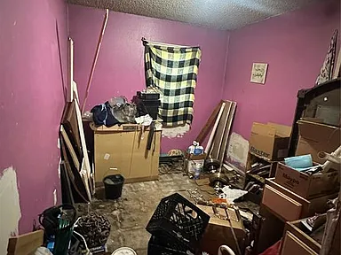 df6cb33ac23704e5f7bd8ede1d352359-cc_ft_384