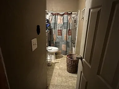 e2d475d57acbd4b3dc2f6b07f387f2e4-cc_ft_384